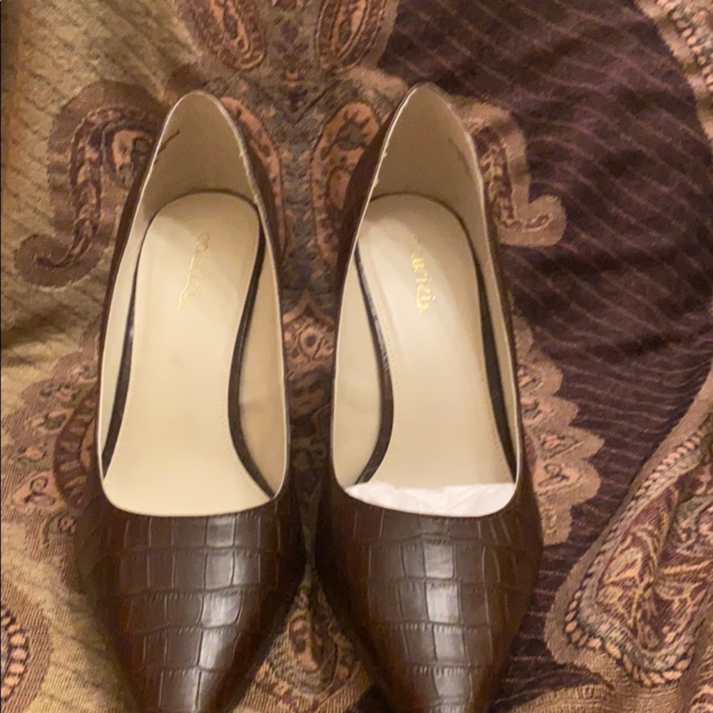 Cabrizi Women Heels